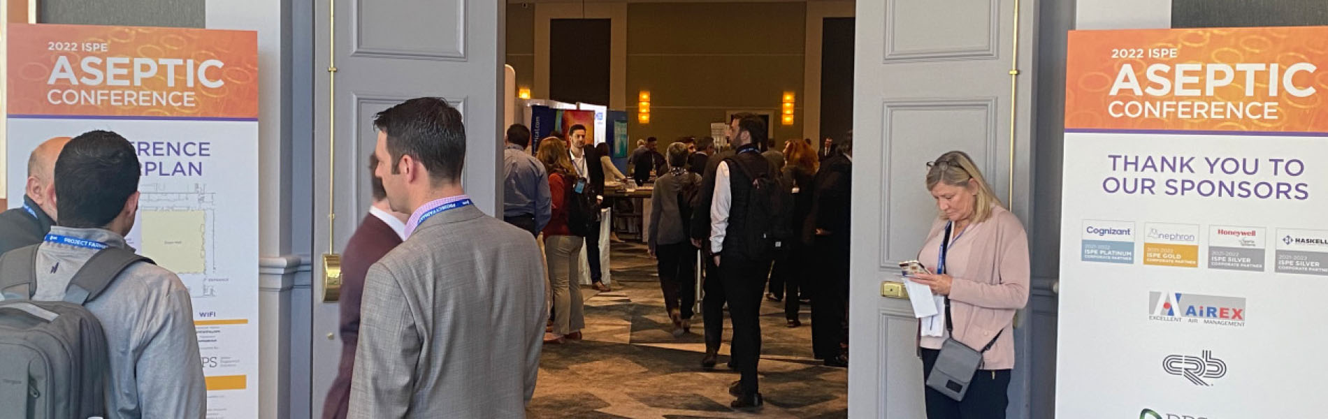 Figures 1 and 2: Attendees and a presenter at the 2022 ISPE Aseptic Conference, which the SPP CoP participates in developing.